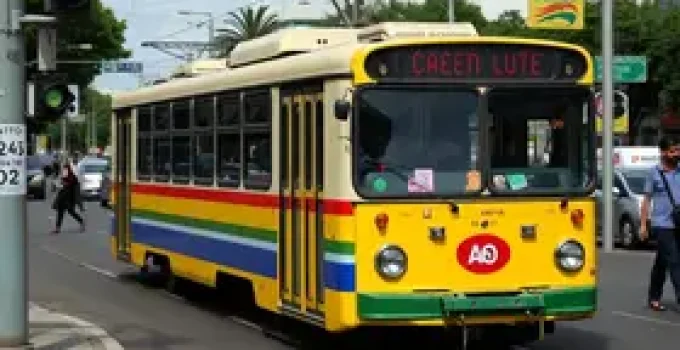Faria Lima para Moema de transporte público